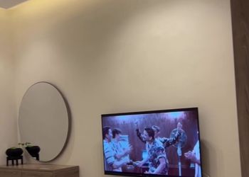 استديو هادئ بسرير ماستر