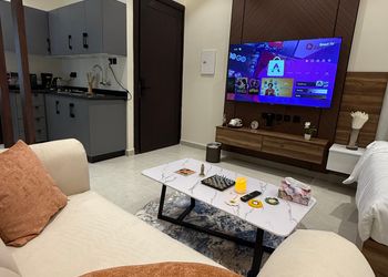 استديو بسرير ماستر ودخول ذاتي