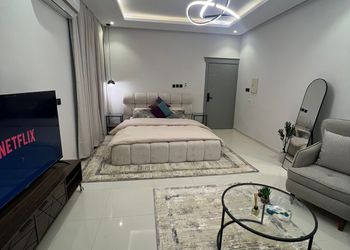 استديو مع سرير ماستر