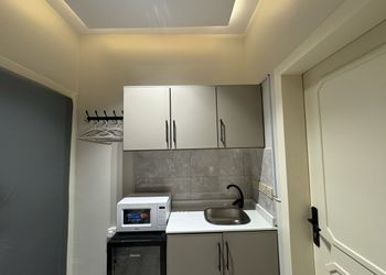 استديو بسرير ماستر ودخول ذاتي