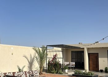 شاليه بمسطح اخضر