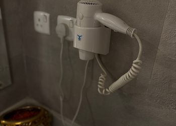 استوديو بمُدخل مستقل بجانب شاليه
