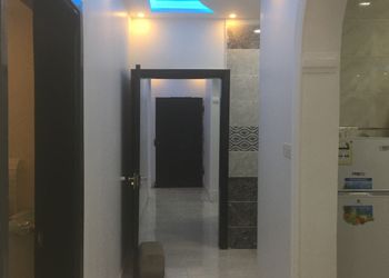 استراحة بصالة جلوس ومسبح خارجي