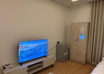 استديو بسرير ماستر وجلسة جانبية 