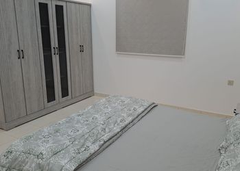 شقة بغرفتين نوم وصالة