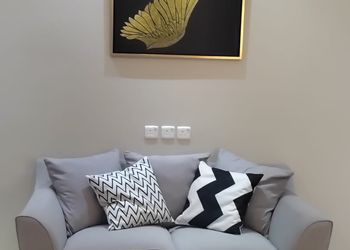 شقة بغرفتين نوم وأثاث مريح