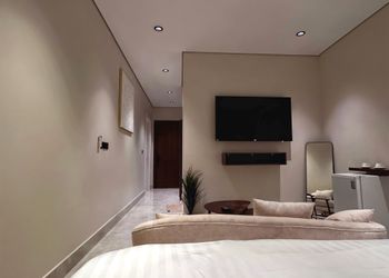استوديو بسرير ماستر ودخول ذاتي 