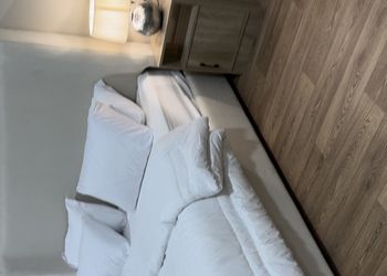 شقة بغرفتين نوم وغرفة جلوس 