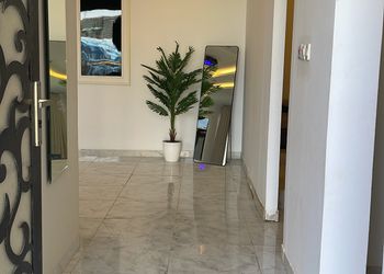 شاليه بمسبح مع العاب اطفال