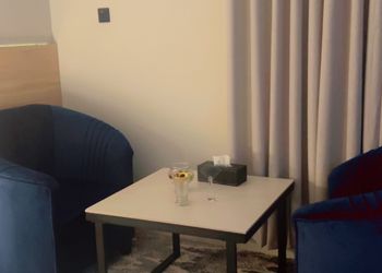 استديو بسرير ماستر