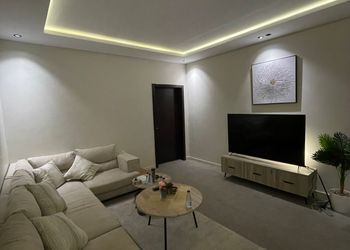 شقة بصالة وغرفة نوم