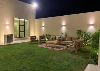 استراحة بجلسة خارجية ومسبح خارجي