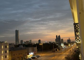 استديو هادئ بسرير ماستر 