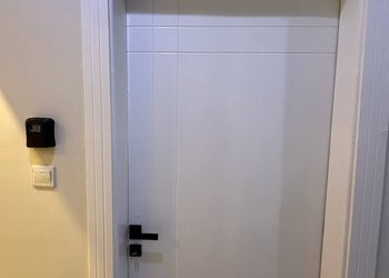 استديو بسرير ماستر وجلسة جانبية