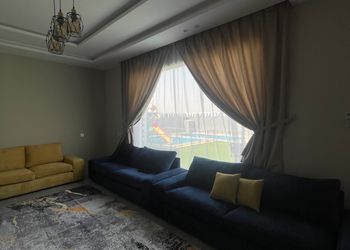 شاليه بمسبح وألعاب مائية