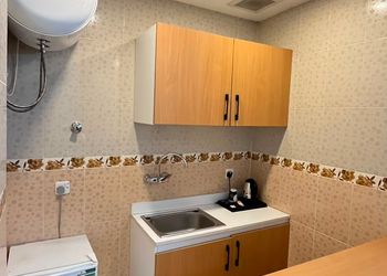 شقة بغرفتين نوم وصالة 
