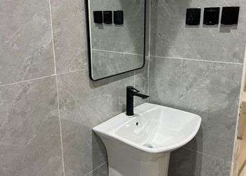 استديو هادئ بسرير ماستر