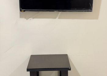 شقة بغرفة جلوس وغرفة نوم 