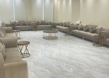 شاليه بمسطح اخضر ومسبح
