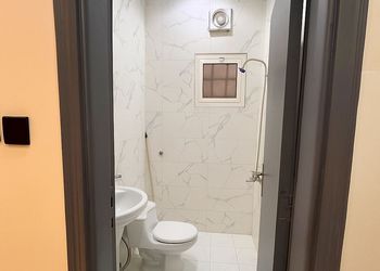 استديو بسرير ماستر وجلسة جانبية 