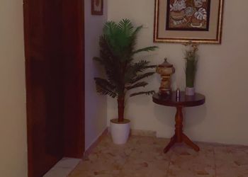 استديو بسرير ماستر وبدخول ذاتي