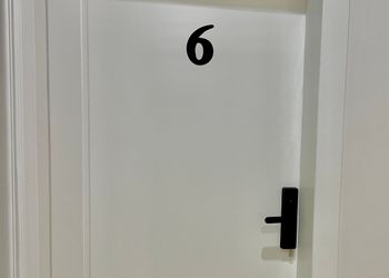 استديو بسرير ماستر  ودخول ذاتي 