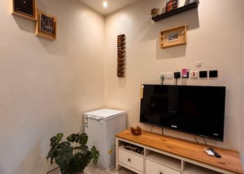 شالية بصالة غرفة نوم جلسة خارجية