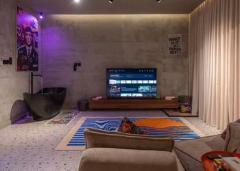 استديو بطابع مختلف ودخول ذاتي