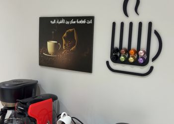 شقة بغرفة معيشة وغرفة نوم 