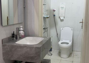 استديو بسرير ماستر وجلسة جانبية 