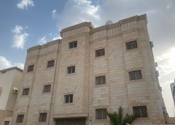 شقة بغرفتين نوم وصالة 