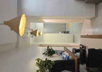 شقة بغرفة معيشة وغرفتين نوم 