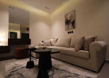 استديو بتصميم أنيق ودخول ذاتي