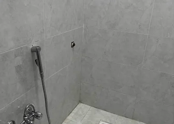 استديو هادئ بسرير ماستر 