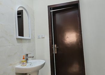 استديو بسرير ماستر