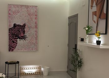 استديو هادئ بدخول ذاتي 