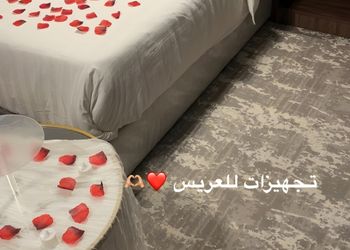 شقة بغرفة معيشة وغرفة نوم 
