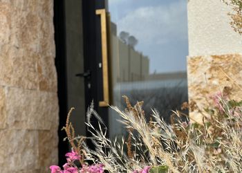 استديو بدخول ذاتي وسرير مريح 
