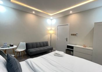 استديو بدخول ذاتي وسرير مريح 