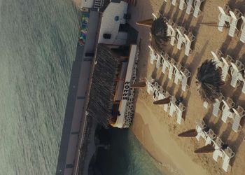شاليه انيق بجلسة خارجية ومسبح
