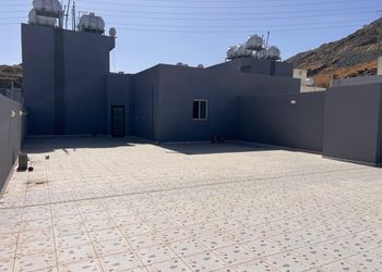 استديو هادئ بسرير ماستر 