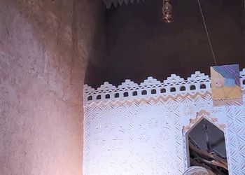 مزرعة بطراز شعبي وملحق خارجي