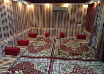 استراحة بجلسة خارجية ومجلس 