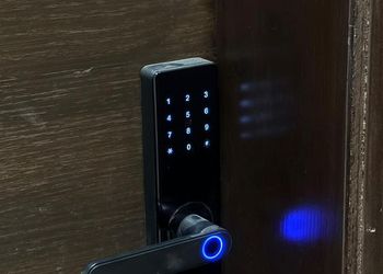 استديو فندقي راقي بجلسة جانبية 