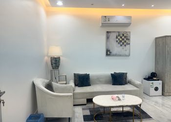 استديو بسرير ماستر