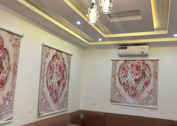 شاليه تصميم واسع ومسبح خارجي 