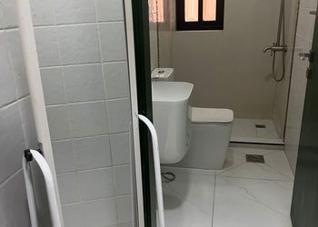 استديو بسرير ماستر وجلسة 