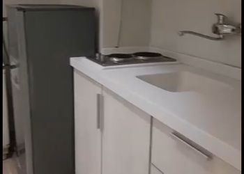 شقة بغرفتين نوم وغرفة جلوس 