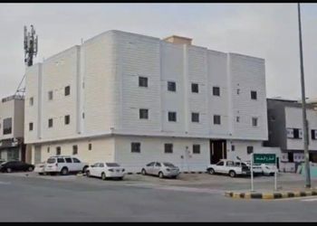 شقة بغرفتين نوم وصالة 
