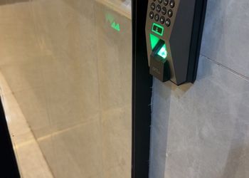 استديو بسرير ماستر